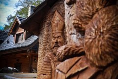 drevorezba-vyrezavani-carving-wood-drevo-socha-klat_vcely-radekzdrazil-20211022-012