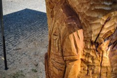 drevorezba-vyrezavani-carving-wood-drevo-socha-klat_vcely-radekzdrazil-20210811-04