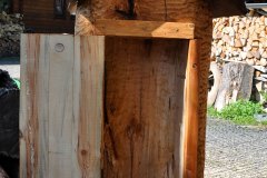 drevorezba-vyrezavani-carving-wood-drevo-socha-klat_vcely-radekzdrazil-20210811-07
