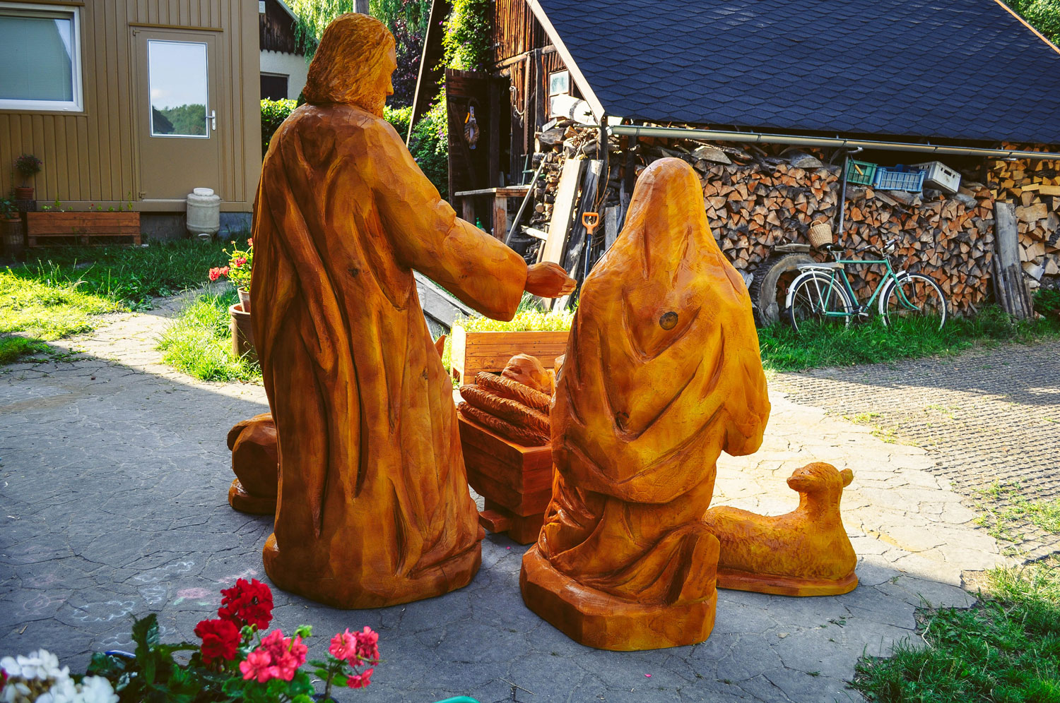 drevorezba-vyrezavani-carving-wood-drevo-socha-figura-betlem-radekzdrazil-20230725-08