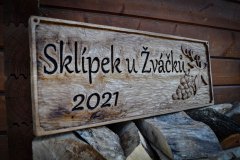 drevorezba-vyrezavani-carving-wood-drevo-socha-cedule-radekzdrazil-20210625-01