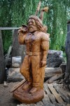 drevorezba-vyrezavani-carving-wood-drevo-socha-drevorubec_figura-radekzdrazil-20220622-04a
