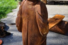 drevorezba-vyrezavani-carving-wood-drevo-socha-vceli-lavicka-klaun-radekzdrazil-20210531-06