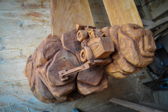 drevorezba-vyrezavani-rezani-carving-wood-drevo-lavice-lavicka-bagr-rdekzdrazil-05