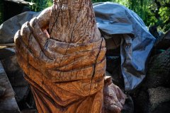 drevorezba-vyrezavani-carving-wood-drevo-socha-naha_pastyrka-radekzdrazil-20210910-016
