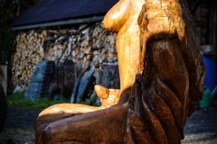 drevorezba-vyrezavani-carving-wood-drevo-socha-naha_pastyrka-radekzdrazil-20210910-02