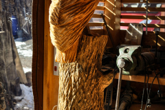 rezbar-drevorezba-vyrezavani-carving-wood-drevo-socha-bysta-sova_palena-110cm-radekzdrazil-20210220-08