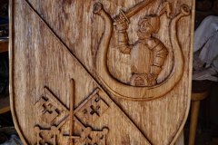 drevorezba-vyrezavani-carving-wood-drevo-socha-znak-erb-emblem-radekzdrazil-20210623-01