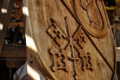 drevorezba-vyrezavani-carving-wood-drevo-socha-znak-erb-emblem-radekzdrazil-20210623-04